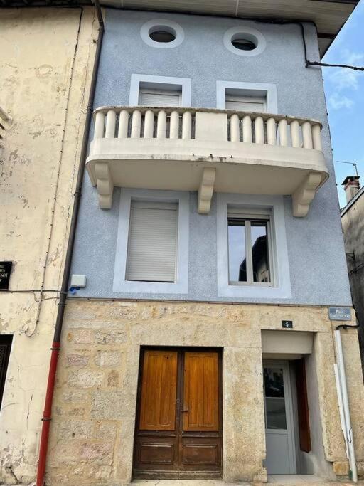 Appartement Sur La Place De Poncin Eksteriør bilde